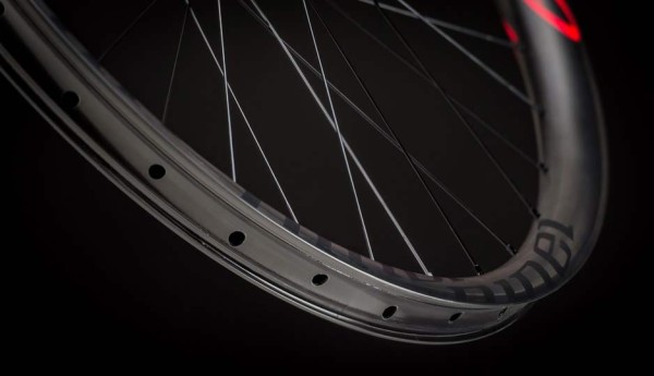 2015 Niner TR Carbon trail mountain bike wheels