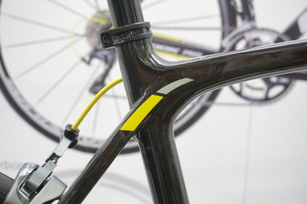 2016 Look Cycles 765 endurance carbon fiber road bike for gran fondo rides