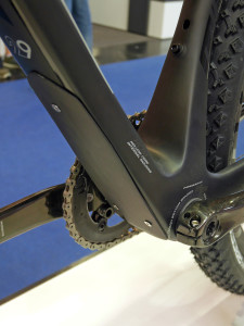 BH_Ultimate-29_carbon-cross-country-race-hardtail_mountain-bike_bottom-bracket-downtube-detail