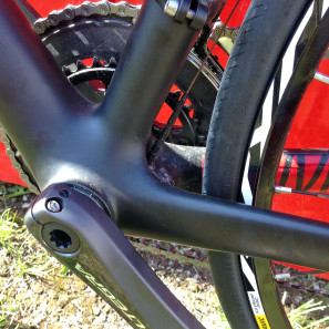 Ghost_Nivolet-Tour_carbon-disc-brake-endurance-road-bike_bottom-bracket-detail