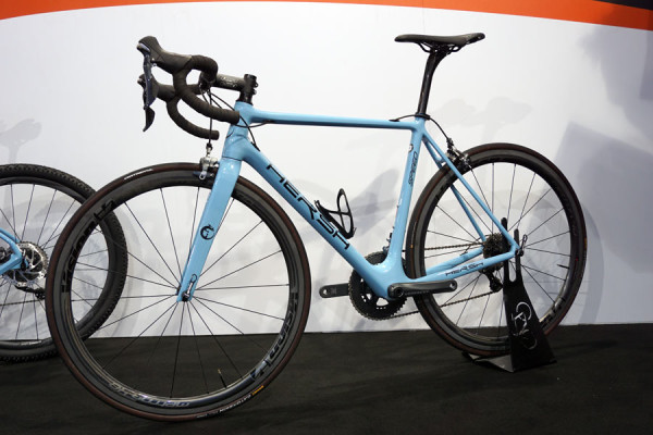 Hersh-Speed-monocoque-carbon-fiber-road-bike01
