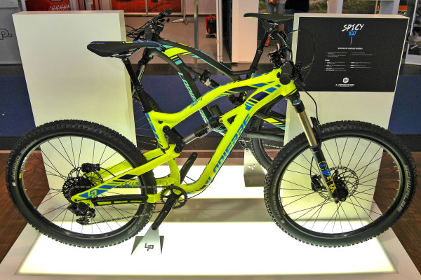 Lapierre_Spicy-327_aluminum_Enduro_mountain-bike_complete