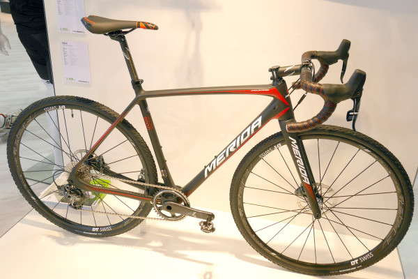 Merida_Cyclo-Cross-9000_carbon-cyclocross-bike_complete