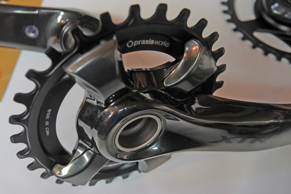 Praxis-Works_XTR_machined_wide-narrow_chainrings_mountain-bike_4-arm_96BCD
