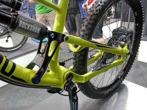 Rose_Soul-Fire_aluminum-freeride-mountain-bike_180-190mm-travel_non-driveside-suspension-detail