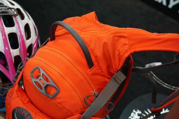 osprey-raptor-and-raven-hydration-packs-updated-for-201601