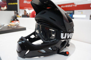 uvex jakkyl hde enduro helmet variotronic auto tint glasses (15)
