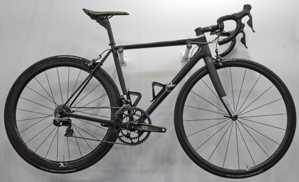 AX-Lightness_VIAL-Evo-Ultra_superlight-road-bike_complete-Transalp