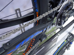 Stevens_Jura_aluminum-120mm-mountain-bike_heavy-duty-chain-protector_Bionicon-C-Guide-Eco