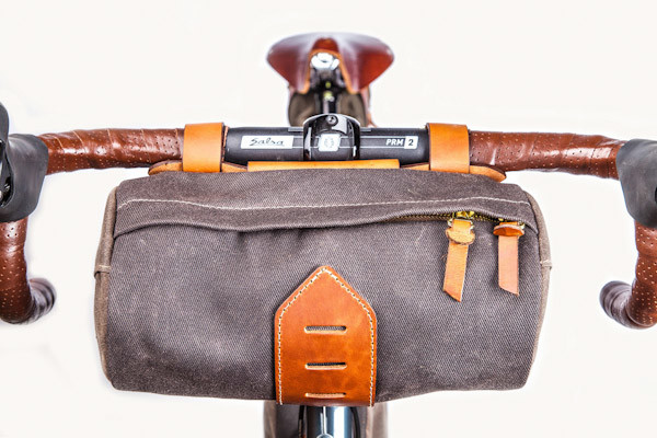Tanner Goods Porter handlebar bag, mounted