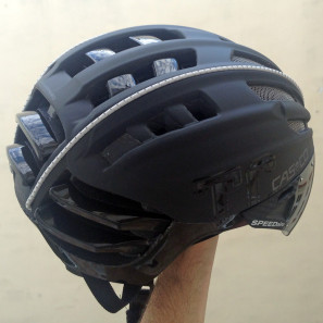 Casco_Speed-Airo-TCS-aero-road-helmet_rear-side-vents