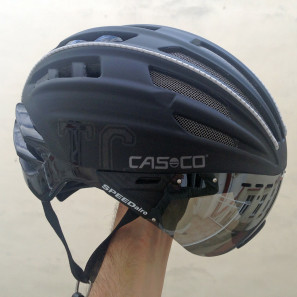 Casco_Speed-Airo-TCS-aero-road-helmet_side-shield-down