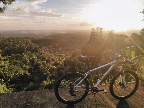 bikerumor pic of the day mountain biking malepunyo mountain range, battings philippines