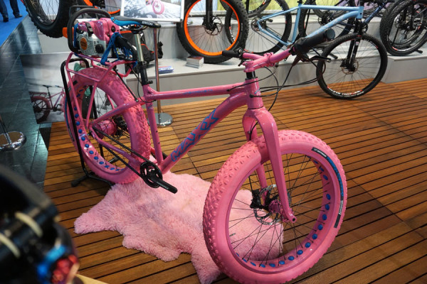 maxx-pink-girls-youth-fat-bike-mountain-bike01