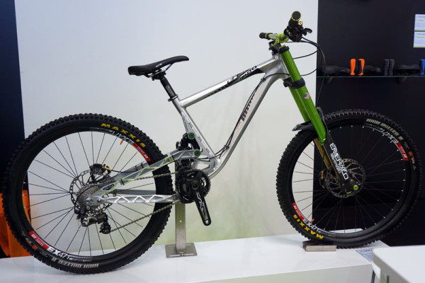 private-label-alloy-mountain-bike01