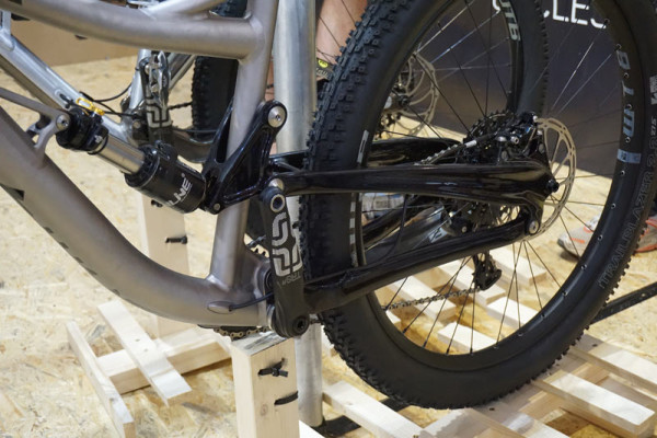 private-label-full-susp-mountain-bike-concept01
