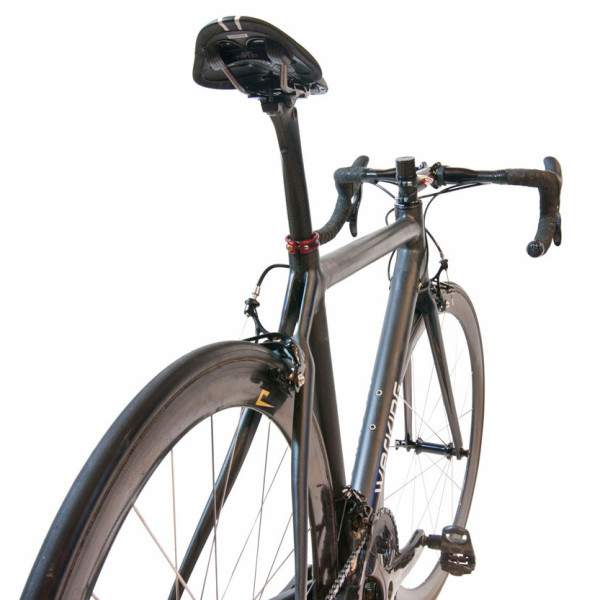 Werking-Cycles_Model-A_custom-carbon-road-bike-frame_complete_rear-3-4