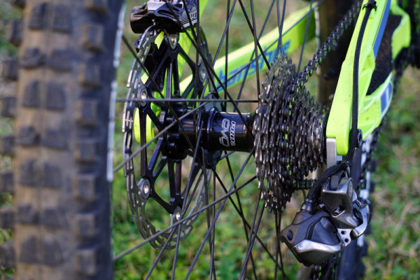 merritt recycles bike shop banshee legend DH mountain bike with custom XTR-Saint Di2 hack
