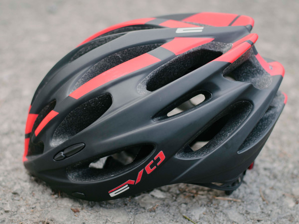 BH_EVO-helmet_road-mountain-bike_affordable-premium_red-side