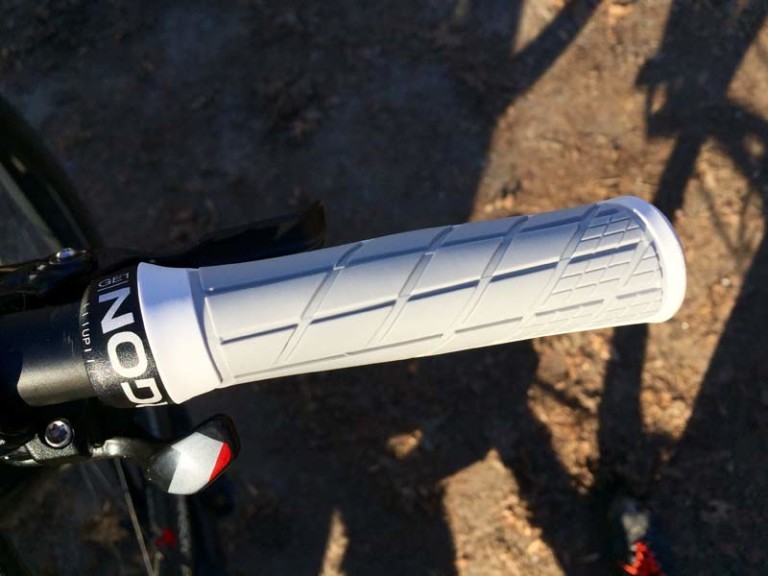 Review Ergon GE1 Slim enduro mountain bike grip Bikerumor