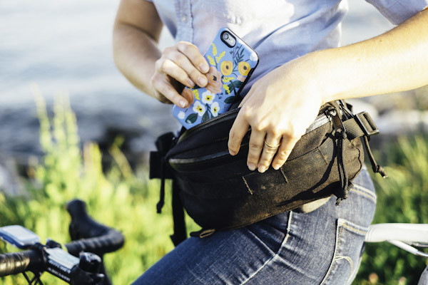Seagull Bags Trail Buddy hip pack, smartphone