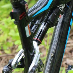Bike-Yoke_Specialized-Enduro-suspension-upgrade_shock-options_prototype-rear