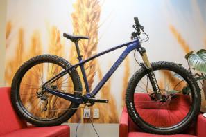 Heller Bikes Shagamaw plus 27 carbon bike mtb manitou machete-8