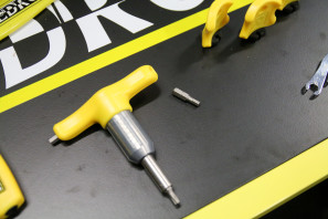 pedros tools headset press new chain tool kit-18