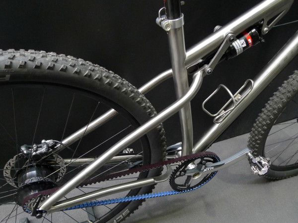 BFS_Hilite_titanium-XC-trail-full-suspension-prototype_rear-end
