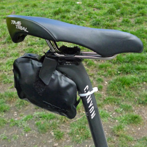 Mieke-Kroeger_Canyon-SRAM_Canyon-Ultimate-CF-SLX_Adamo-Time-Trial-saddle_Topeak-bag