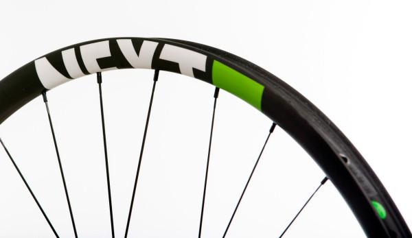 Next-Cycling_28M-carbon-tubeless-mountain-bike-wheels_arc