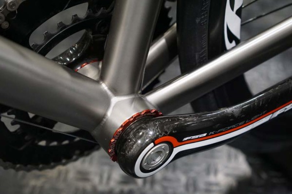 dean-titanium-road-bike-nahbs201602