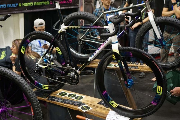 lov-bikes-custom-painted-cyclocross-bike-nahbs201601