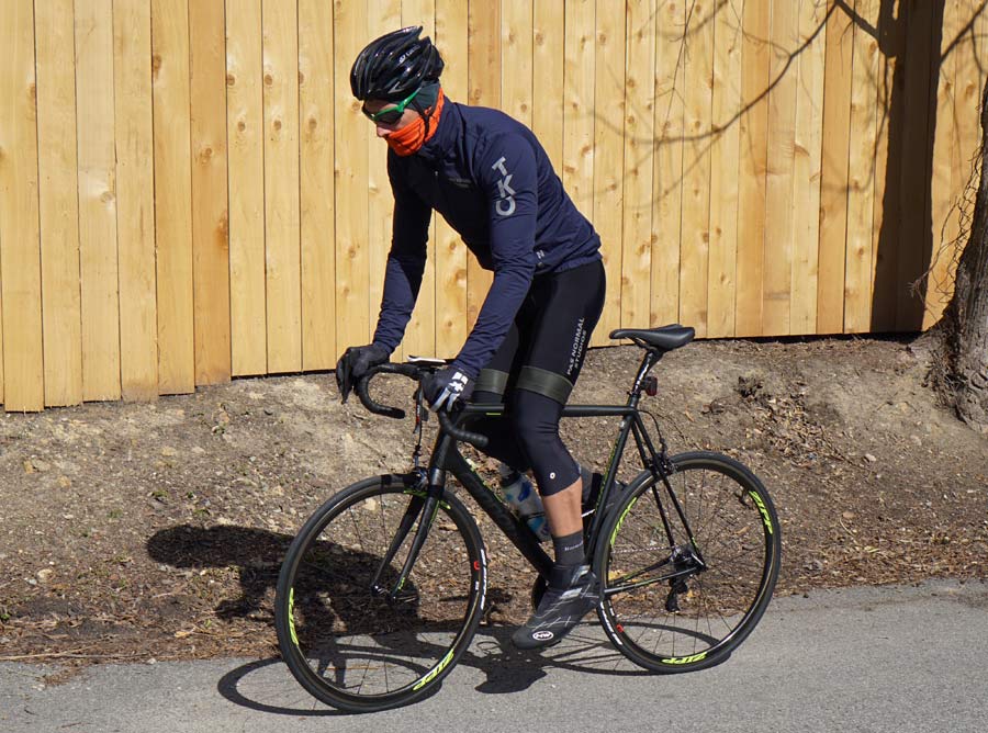 https://bikerumor.com/wp-content/uploads/2016/03/pas-normal-studios-cycling-bibshorts-winter-jersey-jacket-review01.jpg