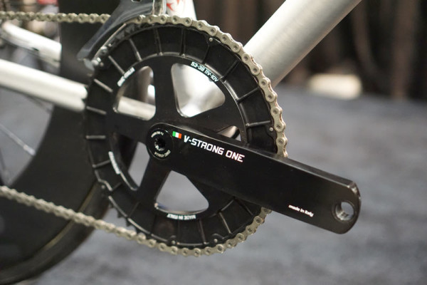 tred-V-Strong-One-machined-one-piece-chainrings-road-crankset06