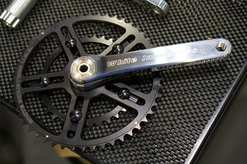 NAHBS 2016 – White Industries adds 30mm spindle cranksets, shows the original wide range cassette & more!
