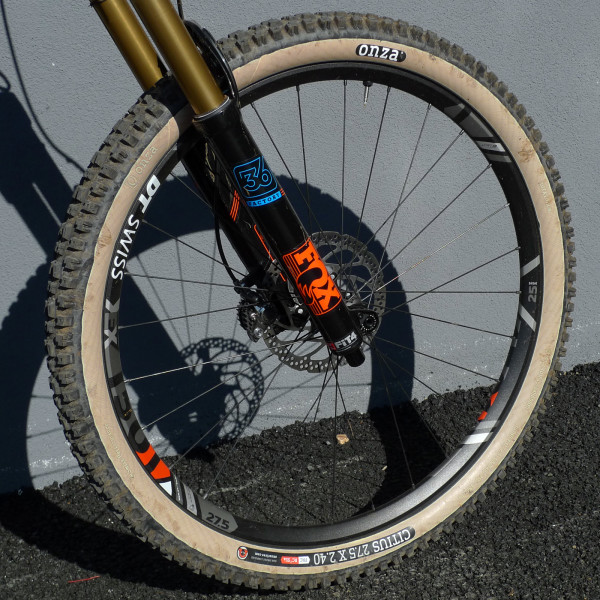 DT-Swiss_Spline-ONE_mountain-bike-wheels_EX-25mm-front-wheel-test_17