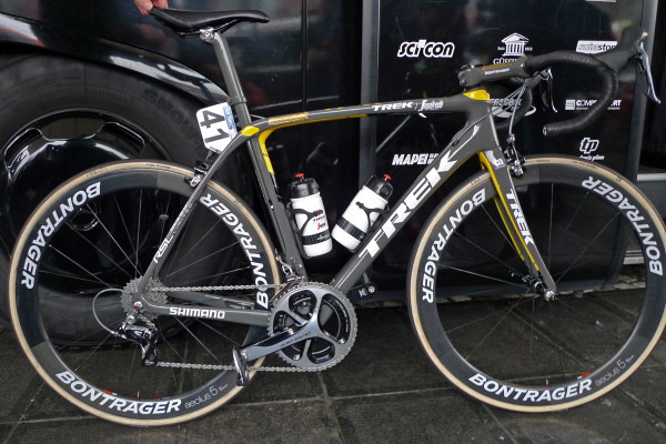 Flanders-Tech_RVV_Trek-Domane-SLR_version-2-preproduction-prototype_IsoSpeed-decoupler-endurance-road-race-bike_Fabian-Cancellara_special-edition_Trek-Segafredo_complete