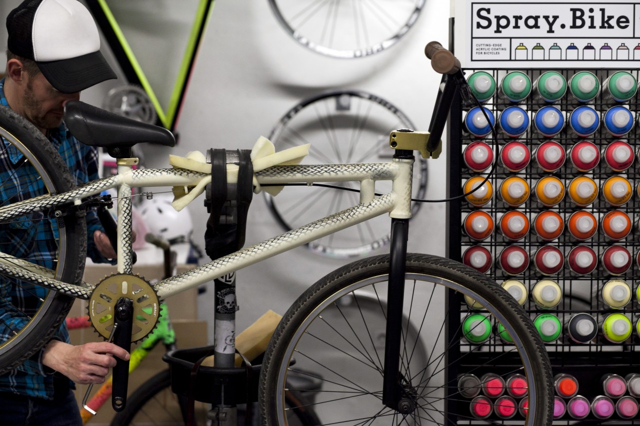 Restore, renew, or just get plain funky with Spray.Bike – A rattle can just for bikes!