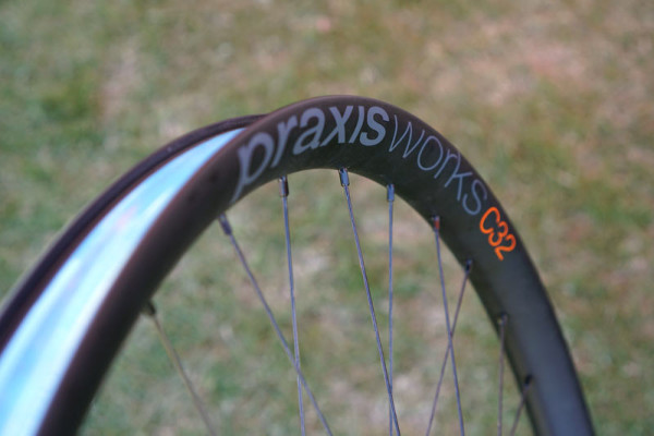 praxis-works-C32-carbon-wide-rim-mountain-bike-wheels02