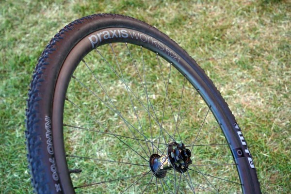 praxis-works-rc21-carbon-cyclocross-gravel-road-bike-wheels02
