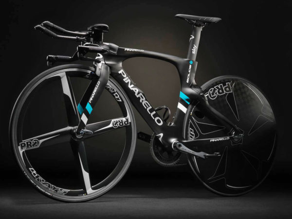 Pinarello_Bolide-TT_carbon-time-trial-bike_dark_non-driveside