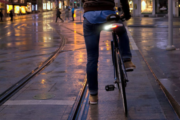 Blinkers_kickstarter-city-bike-turnsignals_3