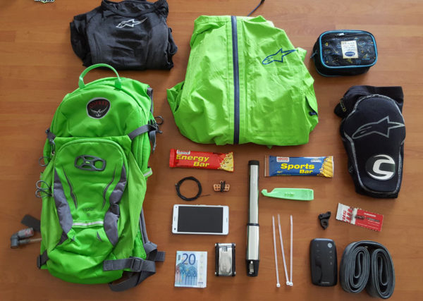 enduro world champ jerome clementz bike check and everyday carry contents