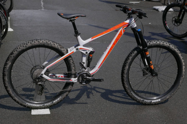 Bergamont_Trailster-8-Plus_140mm-275+-aluminum-all-mountain-bike_complete