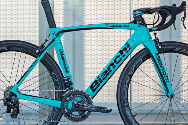 Bianchi_Oltre-XR4_Countervail-equipped_aero-road-race-bike_photo-by-Matteo-Cappe_frameset