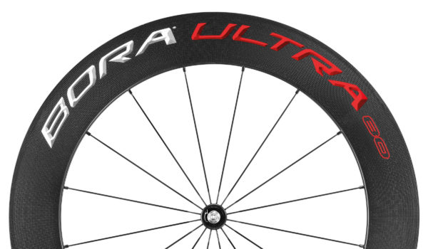 Campagnolo-Bora-Ultra-80-Pista_deep-carbon-tubular-track-front-wheel_detail