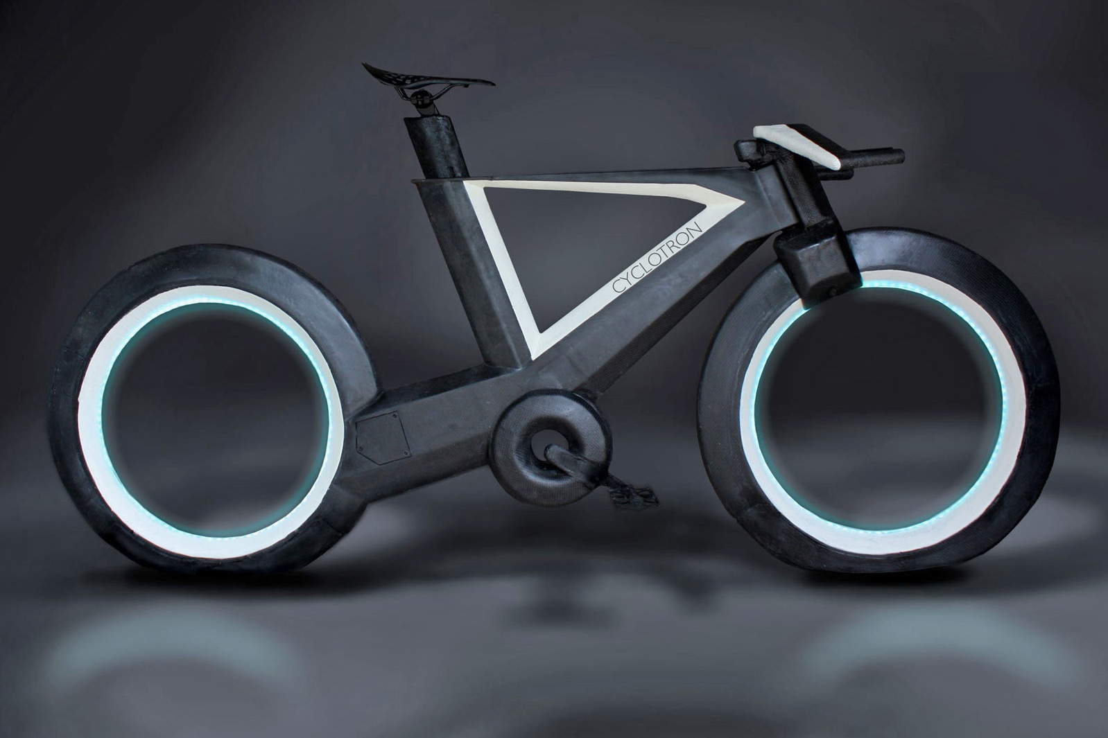 Cyclotron: a hubless, spokeless bike getting funded on Kickstarter