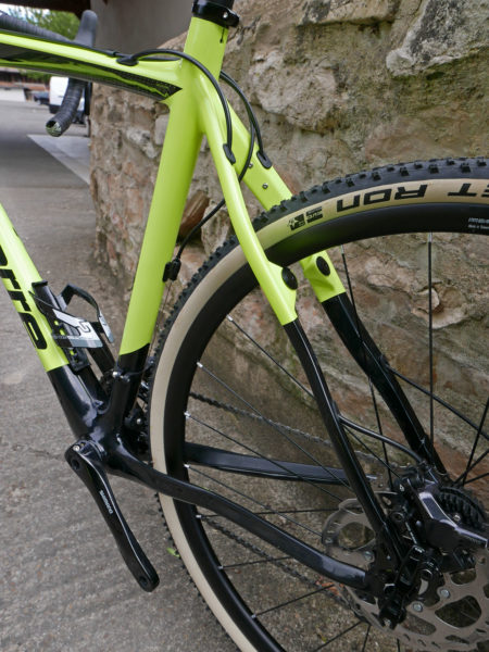 Lapierre_Cross-Carbon_carbon-disc-rim-brake-cyclocross-CX-frame-kit_rear-end