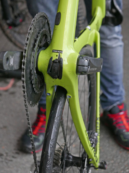 Rose_Xeon-CWX_carbon-disc-brake-aero-road-bike_rim-brake-option